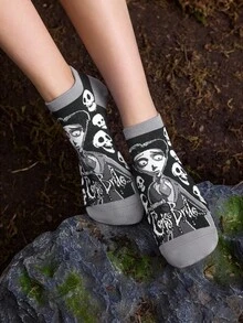 Corpse Bride X SHEIN 2 双情侣柔软透气吸湿排汗休闲短袜时尚黑白短袜加固脚趾和脚跟，经久耐用男女通用四季百搭夏冬万圣节 - 彩色 - 查看 6