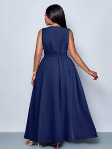 SOLERSUN 大码新款春夏时尚纯色交叉深V领长款休闲宽松A字连衣裙，四季简约服饰，休闲宽松长裙，日常通勤旅行海边度假休闲连衣裙 - 藏蓝色 - 查看 2