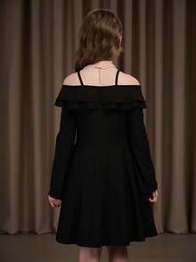 Robe noire pour préadolescentes, minimaliste élégante vintage à épaules dénudées avec double volant à l'ourlet, texture en maille, robe courte à manches longues ajustée. À porter avec une veste, vêtements d'automne - Noir - Voir 8