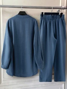 SHEIN LUNE CURVE 大码女式纯色亚麻混纺圆领蕾丝拼接全扣休闲舒适常规衬衫 + 松紧腰宽松裤 2 件套秋季女装 - 霧霾藍 - 查看 2