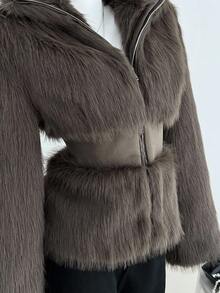 Elamini 棕色人造毛皮拼接腰部设计修身立领拉链长袖女式夹克 - 棕色 - 查看 5