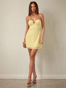 SHEIN BAE Women's Simple Solid Color Lace Camisole Dress, Party Cocktail Dress, Formal Occasion Party Dress, Wedding Bridesmaid Dress For Women, Birthday Dress,Autumn Women's Clothing,Yellow Lace Tube Top Dress,Autumn Dress,Open Back Details,Sexy Tube Top Yellow Lace Dress