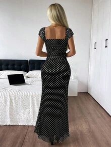 SHEIN EZwear 女士优雅法式网纱波点鱼尾长裙，夏季连衣裙，黑色波点连衣裙，黑白波点连衣裙，波点连衣裙，黑色长款连衣裙，波点长款连衣裙，女士派对连衣裙，黑白连衣裙，长款正式连衣裙，女士连衣裙，波点连衣裙，黑白正式连衣裙 - 黑與白 - 查看 2