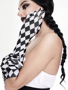 ROMWE Grunge Punk 1 Pair Punk Style Black & White Plaid Pattern Fingerless Gloves, Y2K Sexy High-Quality Long Gloves, Niche Design Fashion Elastic Gloves - Multicolor - View 4