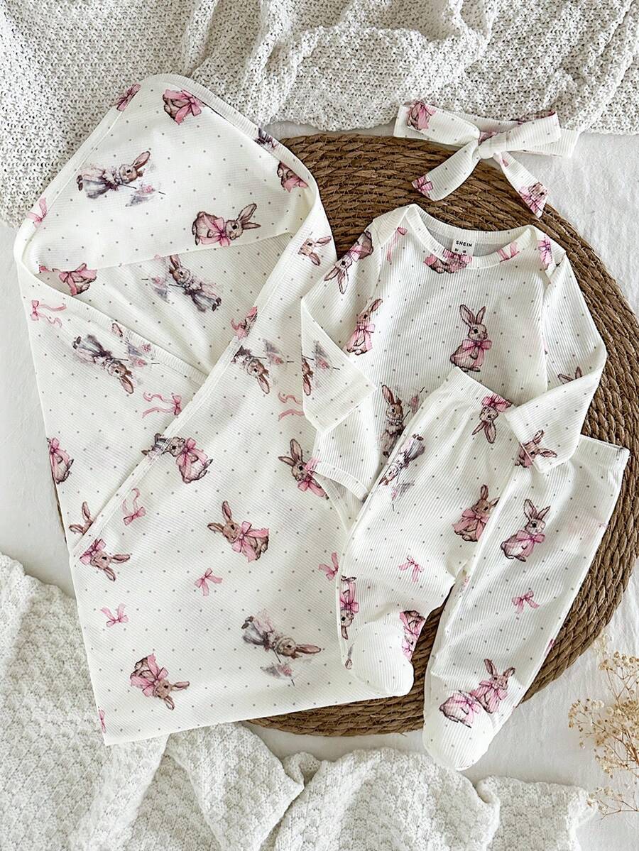 SHEIN 4 件套新生婴儿女孩/男孩柔软针织可爱兔子印花连体衣、裤子、襁褓包和头带套装，适合所有季节 - 彩色 - 查看 1