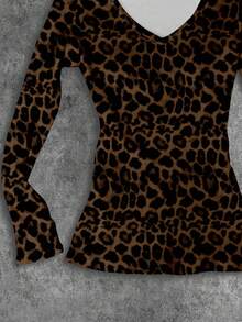 Attitoon Vintage Leopard Print Graphic V-Neck Slim Fit Long Sleeve T-Shirt For Women,Dark Brown,Autumn,Seksi Chic,Night Out,Y2K Boho Hippie Cheetah Top - White - View 7