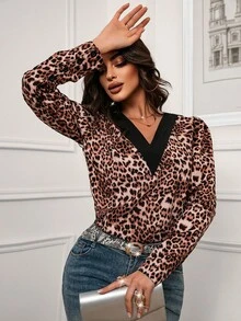 Xyvia Áo sơ mi nữ cổ chữ V tay dài họa tiết da báo màu cà phê, cổ bẻ, cài nút, cổ đen, sang trọng, nhẹ nhàng, mặc đi làm, họp văn phòng, mùa xuân thu đông, dành cho nữ - Cà phê nâu - Xem 3