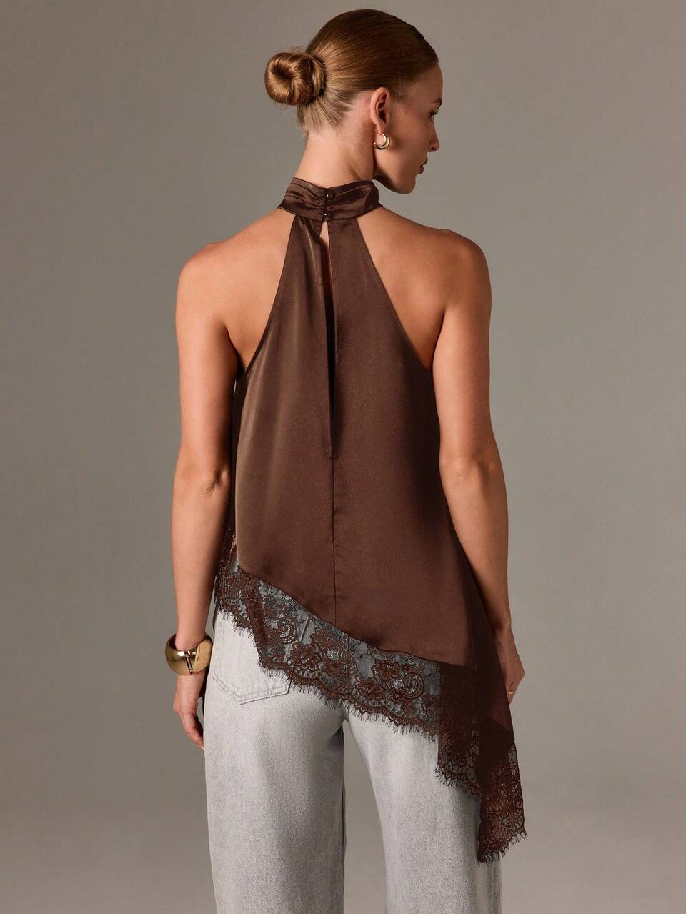 AiiRZ Blusa elegante da donna senza maniche con collo alto, con dettagli in pizzo, asimmetrica, in raso, adatta per serate, feste, occasioni speciali autunnali e vacanze