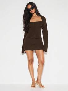 KIZN 紧身胸衣款式长袖定制上衣方领前扣修身剪裁秋冬晚装优雅迷你连衣裙长度 - 棕色 - 查看 4