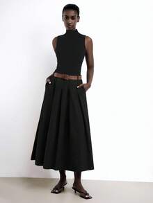 Maija 2025夏季新款黑色高腰褶裥侧袋PU皮可拆卸金属腰带半身裙，优雅百搭，适合派对和办公通勤。