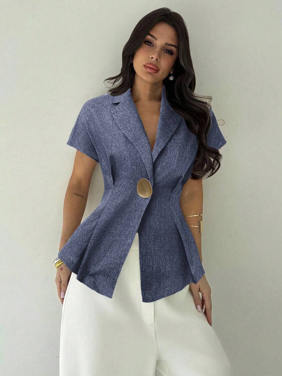 Firerie Camisa de mujer de lino con pliegues en la cintura, manga corta, con botón de metal, azul marino, para uso casual u oficina - Azul y blanco - Ver 1