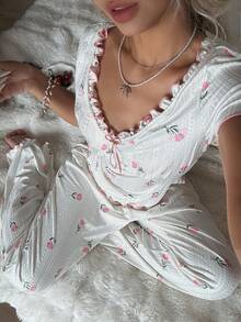 CottageSlumber Tulip Pattern Collar Splice Ruffle Trim Casual Cute Pajama Set  Cozy And Elegant Details - White - View 2