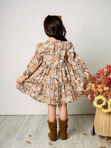 SHEIN 年轻女孩双胞胎女孩青少年年轻女孩复古碎花圆领连衣裙，春秋，秋冬，泡泡袖荷叶边下摆连衣裙，法式花卉，仙女裙，田园风，秋冬，青少年女孩碎花印花荷叶边袖荷叶边下摆连衣裙。宽松休闲圆领长袖荷叶边下摆中长连衣裙，可爱动物图案，适合度假和学校日常装扮，姐妹装，母女和姐妹搭配。假日，度假。 - 棕色 - 查看 7