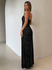 Aloruh Vestido de punto con recortes en color vino tinto - Negro - Ver 2