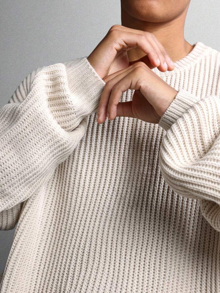 Chunky Ribbed Knit Sweater With Drop Shoulder Design