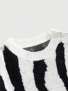 ROMWE MEN Street Life Men's Crew Neck Zebra Striped Knit Sweater, Street Fashion, Fall Winter