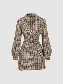 SHEIN MOD 女士格子印花V领灯笼袖褶皱修身迷你连衣裙，适合工作、上学、休闲穿着，秋季女装，衬衫裙，棕色格子，办公室着装，长袖，收腰设计，婚礼宾客，派对，鸡尾酒会，长袖迷你连衣裙，复古格纹风格，低调奢华装扮，老钱美学，灵感风格，约会之夜装扮，节日聚会装扮，经典格子图案，大地色系，时尚日常连衣裙 - 棕色 - 查看 2