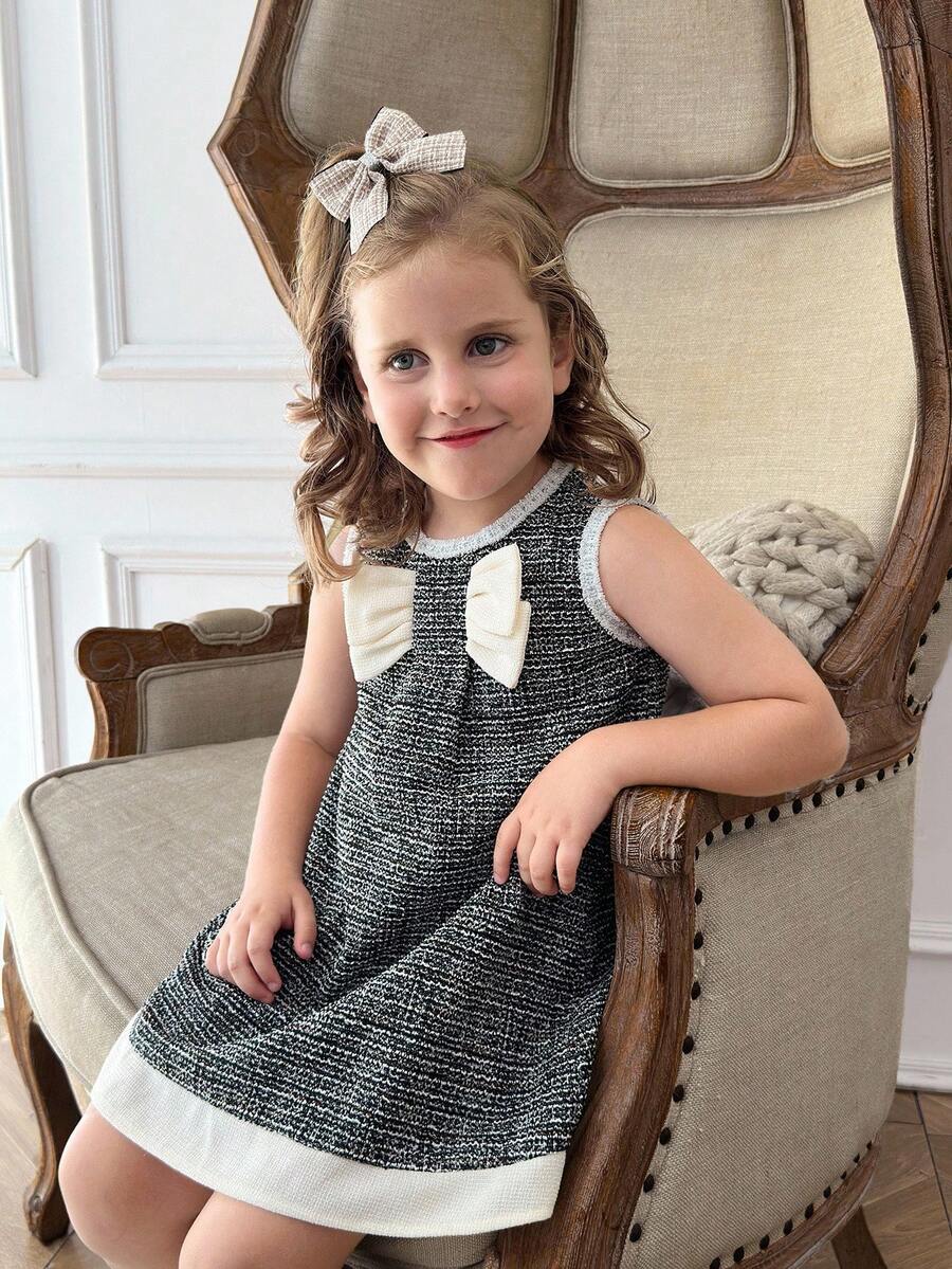 PrepCrw 1 pièce Robe décontractée élégante de style scolaire pour jeunes filles, style urbain, avec décorations de franges et nœuds blancs et noirs, sans manches. Convient pour les sorties, les rassemblements, la rentrée scolaire, l'automne/hiver - Noir et Blanc - Voir 1