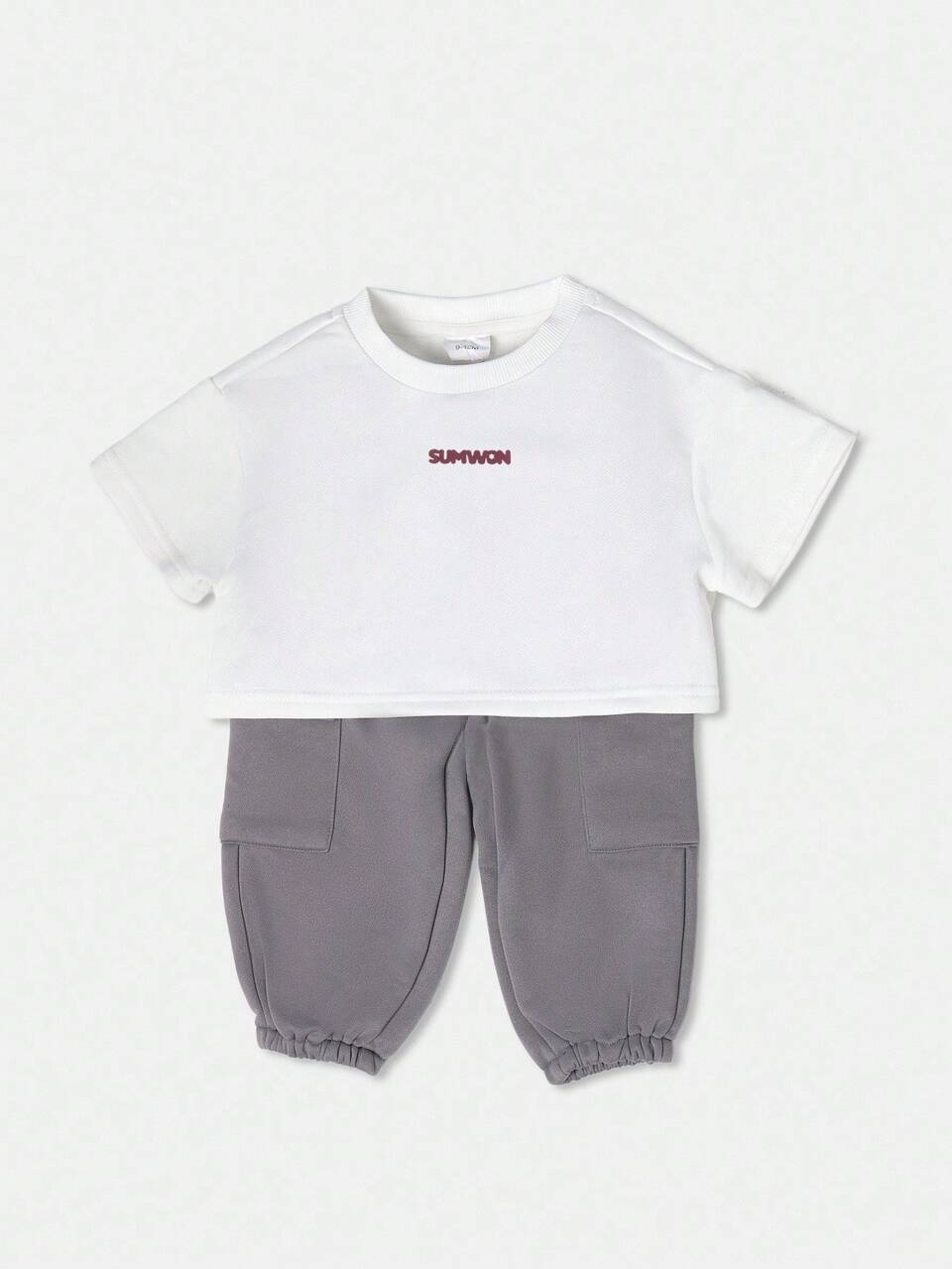 Set di pantaloni da jogging con t-shirt corta e tasca cargo