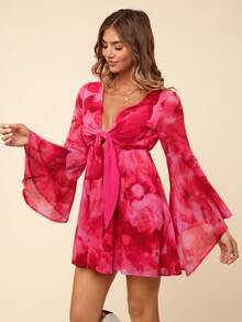 Coeurva 度假编织雪纺花卉印花 V 领喇叭不对称长袖修身女式迷你连衣裙 - 玫紅色 - 查看 3