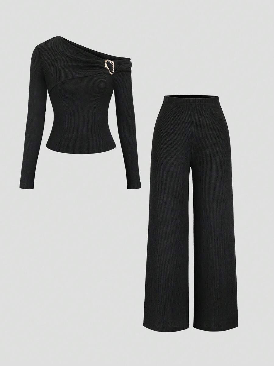 Sweetra Metal Buckle Sexy Asymmetrical Shoulder Long Sleeve T-Shirt + Wide Leg Pants Casual Suit - Black - View 1