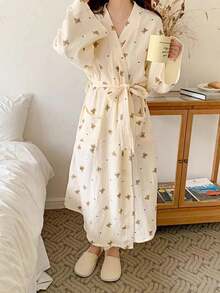 SHEIN 1 件女式睡袍 - 简约欧式长袖睡衣家居服，可爱小熊印花，轻薄材质，纯色，春秋夏季家居浴袍，小码至加大码，婚礼派对，水疗浴室装饰 - 米色 - 查看 8