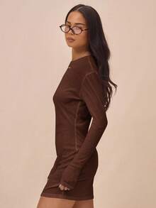 MUSERA Vestido mini de manga larga con cuello de equipo, bordado con eslogan, ligero, para verano, para ir a la librería, Ibiza, playa, festival, concierto, fiesta, cita nocturna, noche de cumpleaños, fiesta de noche - Marrón - Ver 4