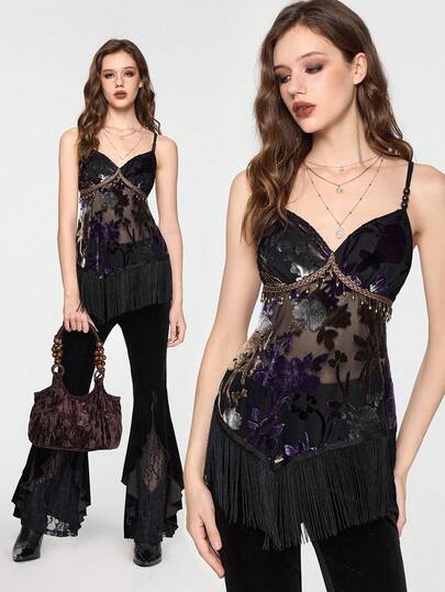 Parte superior de tirantes con decoración de cadena con cuentas, bajo asimétrico con flecos y estampado de quemado de terciopelo en estilo retro hippie y misterioso de bruja para mujer
