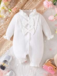 SHEIN 女嬰荷葉邊喇叭袖前蝴蝶結連身褲 - 白色 - 查看 7