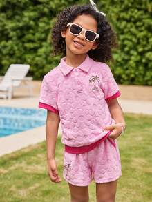 Joliand Joliand 2 Stücke Set für Kleine Mädchen, eleganter City-Stil, süße Urlaubs-Palmenstickerei, rosa kurzärmliges Poloshirt und Shorts, geeignet für Treffen, Reisen, Partys, Sommer. 2 Stücke Kinderkleidungsset für Kleine Jungen für den Sommer. Sommerkleidungsset für Kinder. Outfit-Sets für Kinder im Sommer. Sommerkleidung für Kinder. - Pink - Übersicht 2