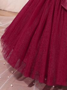 SHEIN Glamorique Kids 圣诞公主女童连衣裙、花童舞会礼服、婚礼派对用酒红色薄纱泡泡袖连衣裙、白色串珠V字背大蝴蝶结公主裙 - 酒紅色 - 查看 4