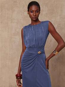 Lumalex VITNOS 秋冬新款高端优雅咖色针织无袖褶皱修身收腰金属扣装饰不对称连衣裙，女秋装，适合演唱会、约会、婚礼、派对、生日 - 霧霾藍 - 查看 6