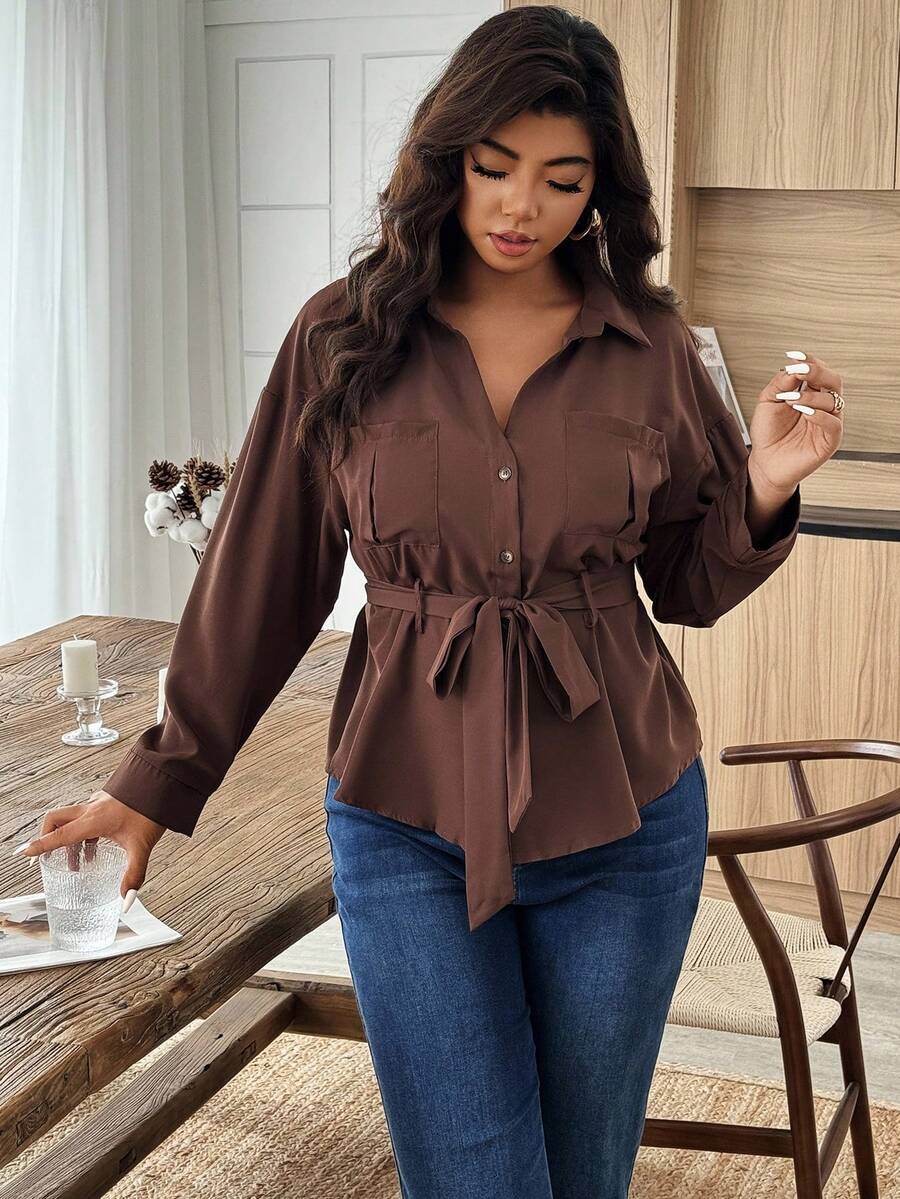 Weeklong Camisa casual de mujer de talla grande de unicolor, de manga larga, de una sola hilera de botones y con bolsillo - Café integral - Ver 1