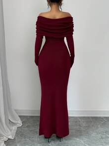 Selianne Váy len dài trễ vai ôm sát viền đuôi cá thời trang, thoải mái với chất liệu len, phù hợp cho mùa xuân, thu và đông - Màu Đỏ Sâu - Xem 3