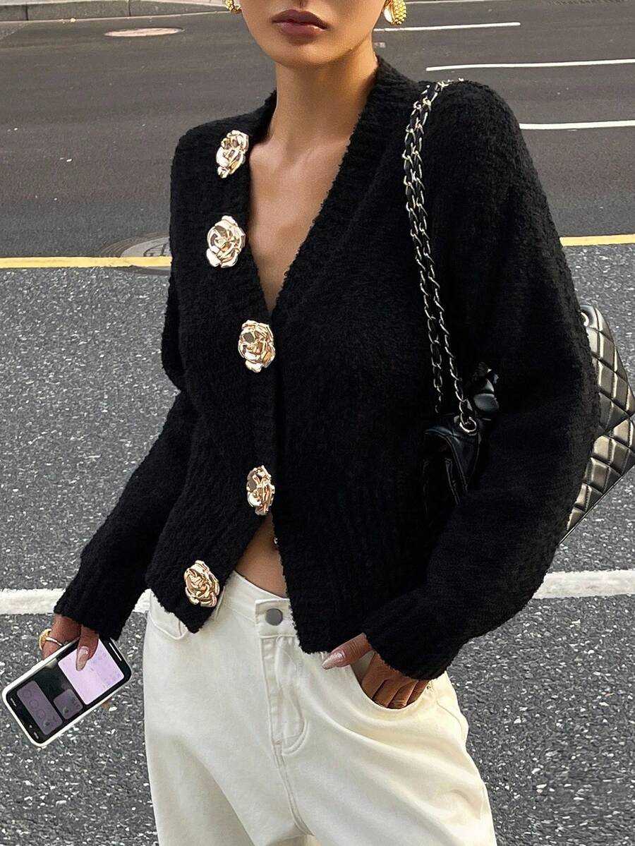 Strévra 女式V领玫瑰图案纽扣开衫，秋季 - 黑色 - 查看 1