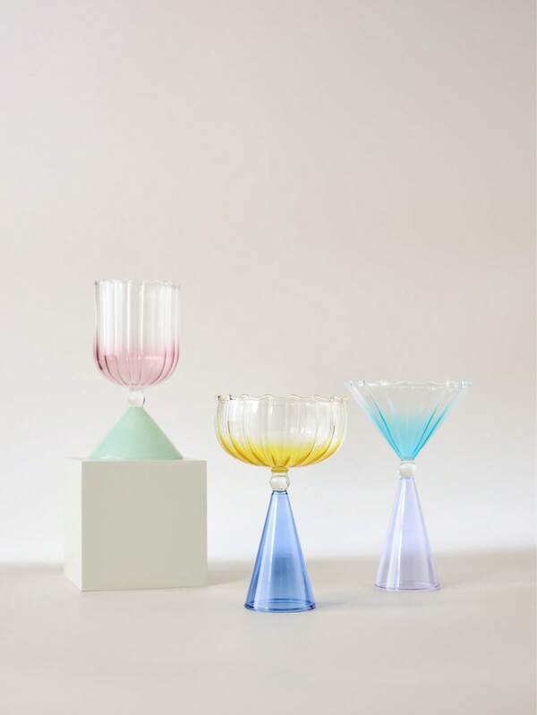 Joivida 1pc Gradient Dessert Glass, Beverage Glass, Milk Tea Cup, Tall-Footed Pudding Cup, Ice Cream Cup, Cocktail Glass,Triangular Pyramid Glass