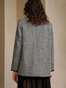 Arave Women's Woven Tweed Fabric Small Round Neck Straight Shoulders Long Sleeves Short Straight Cut Tassel Lace Decoration Design Black Edge Contrast Design Daily Casual Regular Jacket Fall Clothes For Women