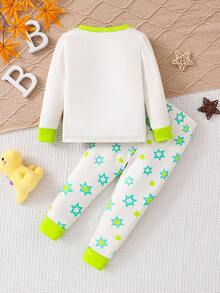 SHEIN 男婴 3D 恐龙夜光紫外线图案长袖防晒衣上衣和紧身裤两件套睡衣套装 - 杏色 - 查看 2