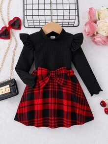 SHEIN 女婴 2 件套可爱格子拼布校园风格服装，荷叶边长袖立领针织 T 恤上衣和大蝴蝶结细节裙，非常适合秋冬季休闲日常穿着和上学日常，适合圣诞节