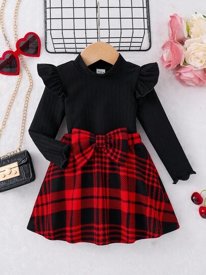 SHEIN 女婴 2 件套可爱格子拼布校园风格服装，荷叶边长袖立领针织 T 恤上衣和大蝴蝶结细节裙，非常适合秋冬季休闲日常穿着和上学日常，适合圣诞节