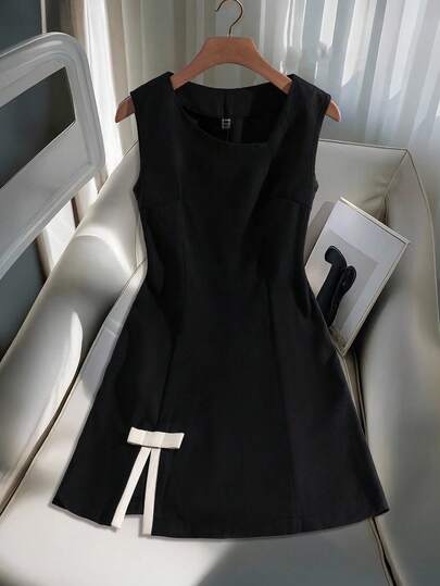 Franclia 不对称领口撞色拼接开衩蝴蝶结连衣裙