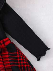 SHEIN 女婴 2 件套可爱格子拼布校园风格服装，荷叶边长袖立领针织 T 恤上衣和大蝴蝶结细节裙，非常适合秋冬季休闲日常穿着和上学日常，适合圣诞节