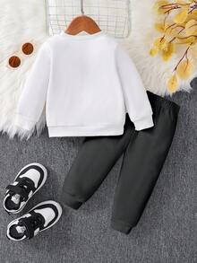 SHEIN 2pcs/Set Baby Boy Casual English Slogan & Birthday Graphic Crew Neck Sweatshirt And Pants Sports Trousers Outfit, Comfortable And Fashionable For Autumn/Winter, Suitable For Parties, Outdoor Picnics, Street Photography, Campus, Festivals, Gifts 18 Month Clothes Boy Birthday Boy Outfit First Birthday Shirt Boy 1st Birthday Outfit Boy Baby Boy 1st Birthday Clothes Baby Boy Streetwear Toddler Streetwear Fly Boy Shirts Fall - Multicolor - View 2