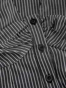 SHEIN MOD Vintage schwarzes Hemd mit V-Ausschnitt, Glockenärmeln und Raffungen - Preppy Stil, 70er Jahre, Lässig, Komfortabel, Pendeln, Old Money Ästhetik, ideal für Schulkleidung, Lehre und Büromode - Schwarz - Übersicht 3