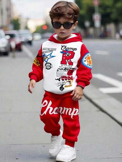 SHEIN 男童 Champion 街头风运动套装 - 红色印花连帽衫和运动裤，2025 年新款运动服，酷炫都市风男童装，宽松休闲简约舒适长袖连帽衫两件套，适合秋冬季穿着。红色两件套男童运动服，儿童街头时尚男童服装，红色童装秋季套装