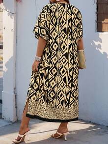 Breezaya Plus Size Women Geometric Print V-Neck Batwing Short Sleeve Loose Casual Dress - Multicolor - View 2