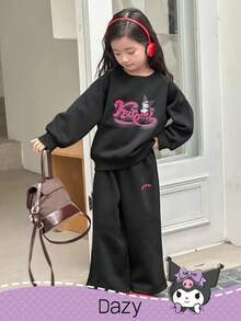 HELLO KITTY AND FRIENDS | SHEIN DAZY 女童圆领抓绒印花卫衣裤套装，秋冬款