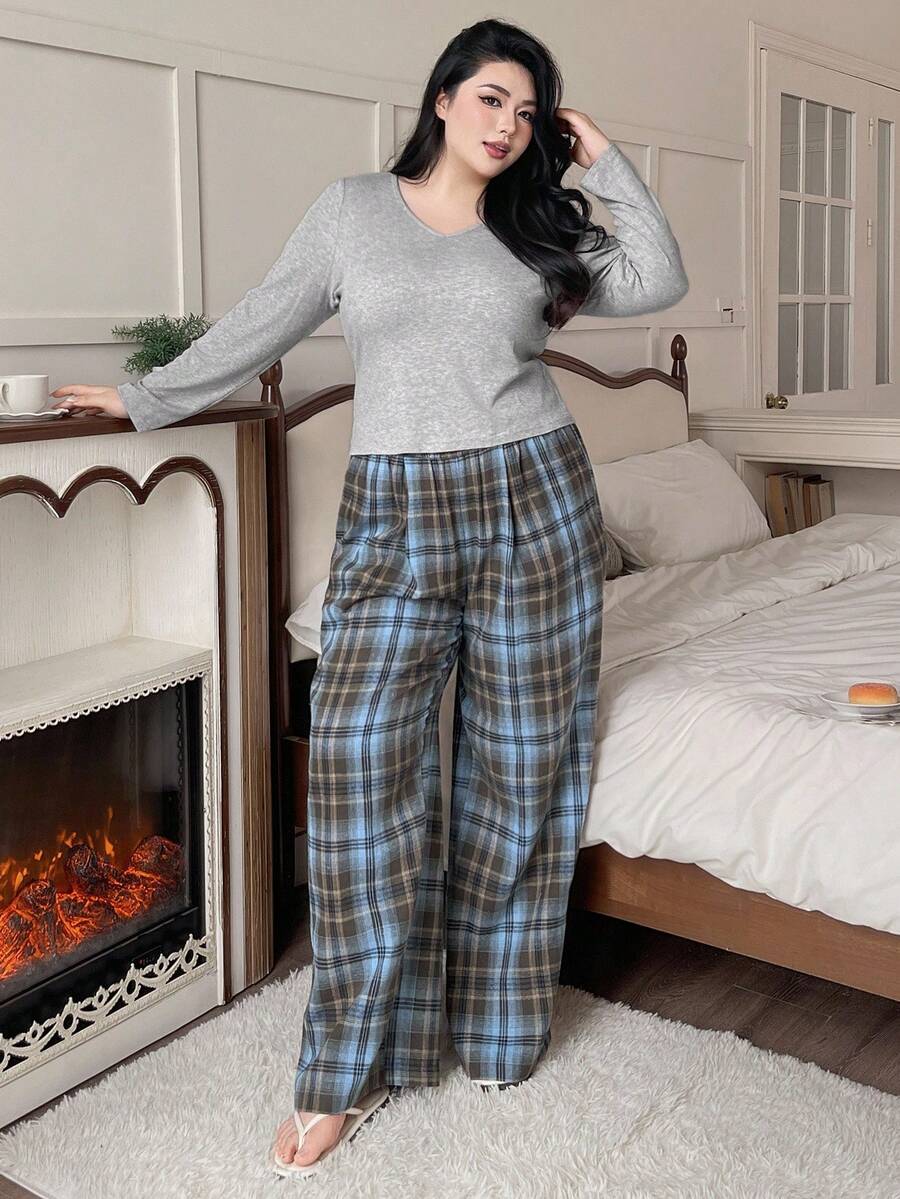 Dazy Plus Ensemble pyjama avec Top à manches longues col V couleur unie et pantalon à carreaux, vêtements d'automne et d'hiver, tenue confortable - Gris pâle - Voir 1