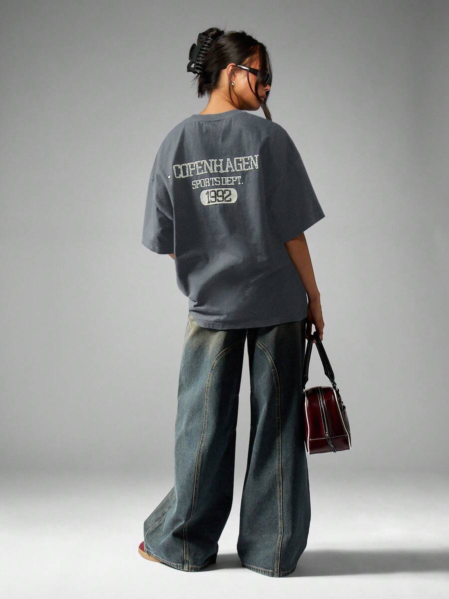 MISSGUIDED 复古哥本哈根运动部超大 T 恤 1992 年标志图案印花大学风格都市时尚休闲街头服饰学院风 T 恤 - 藏蓝色 - 查看 1