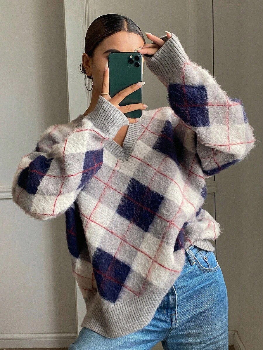 DAZY 复古撞色格子宽松V领长袖休闲街头风格女式毛衣，秋冬 - 灰色 - 查看 1
